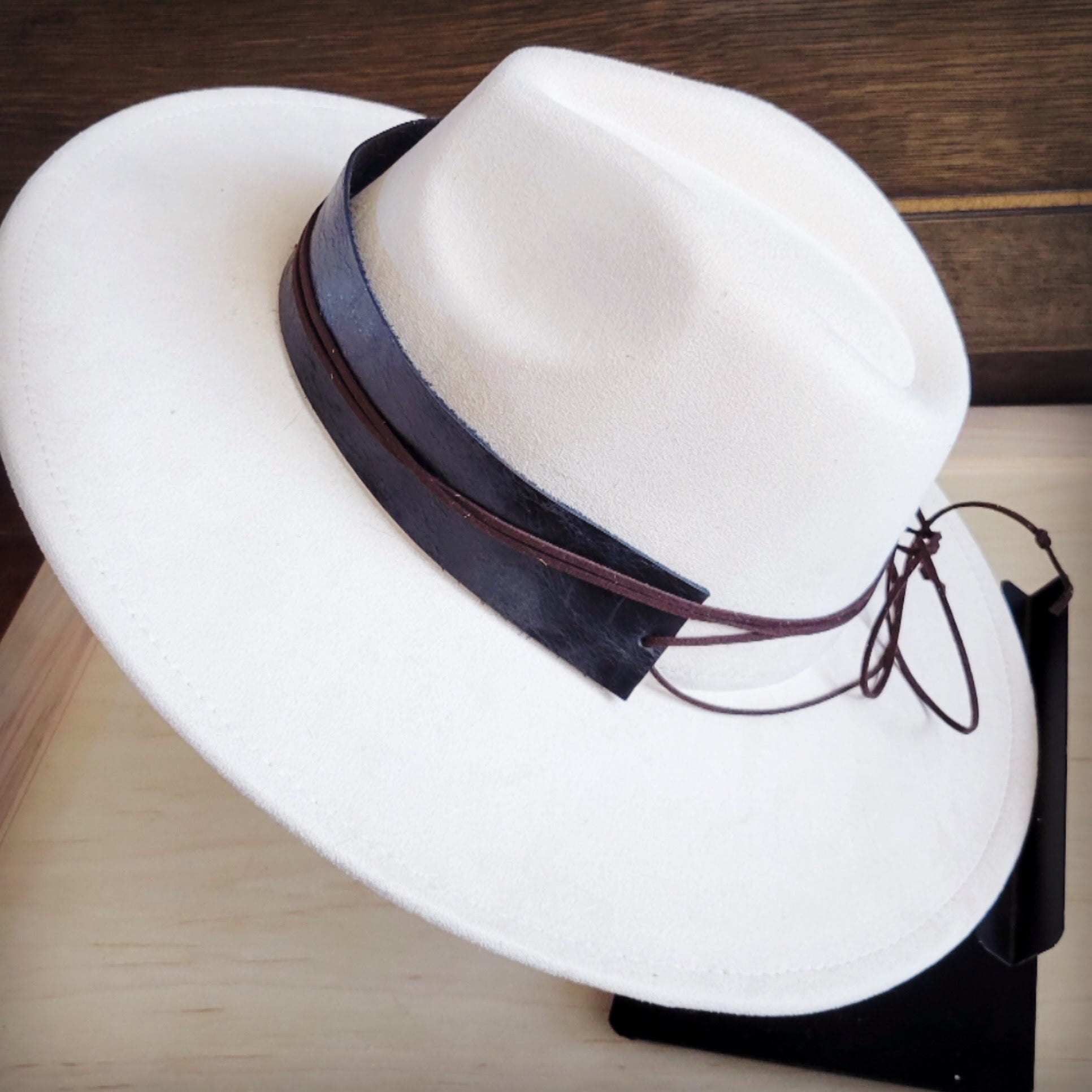 Wide Genuine Leather Black Hat Band Only 953y