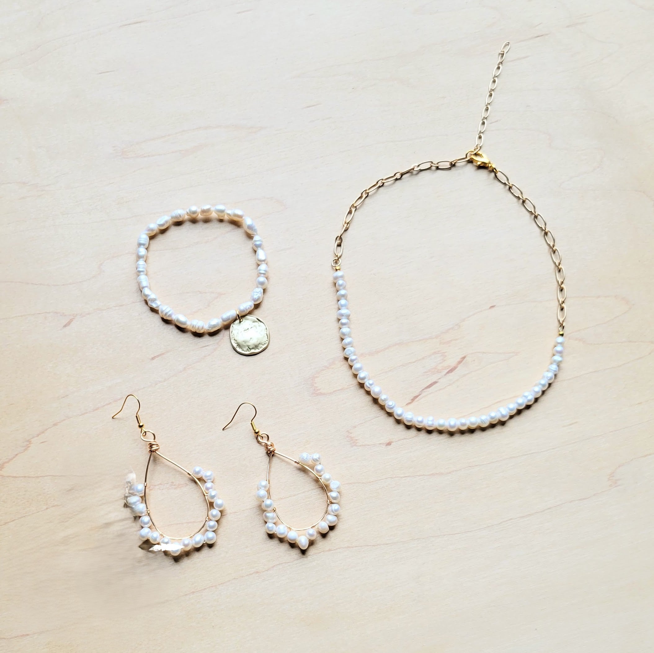 Wire Wrapped Freshwater Pearl Beaded Hoop Earrings 218y