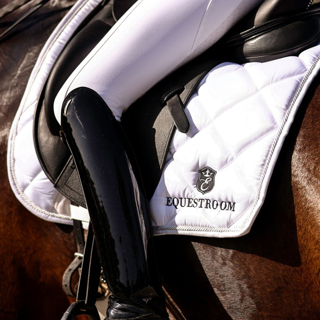B&W - White Saddle Pad