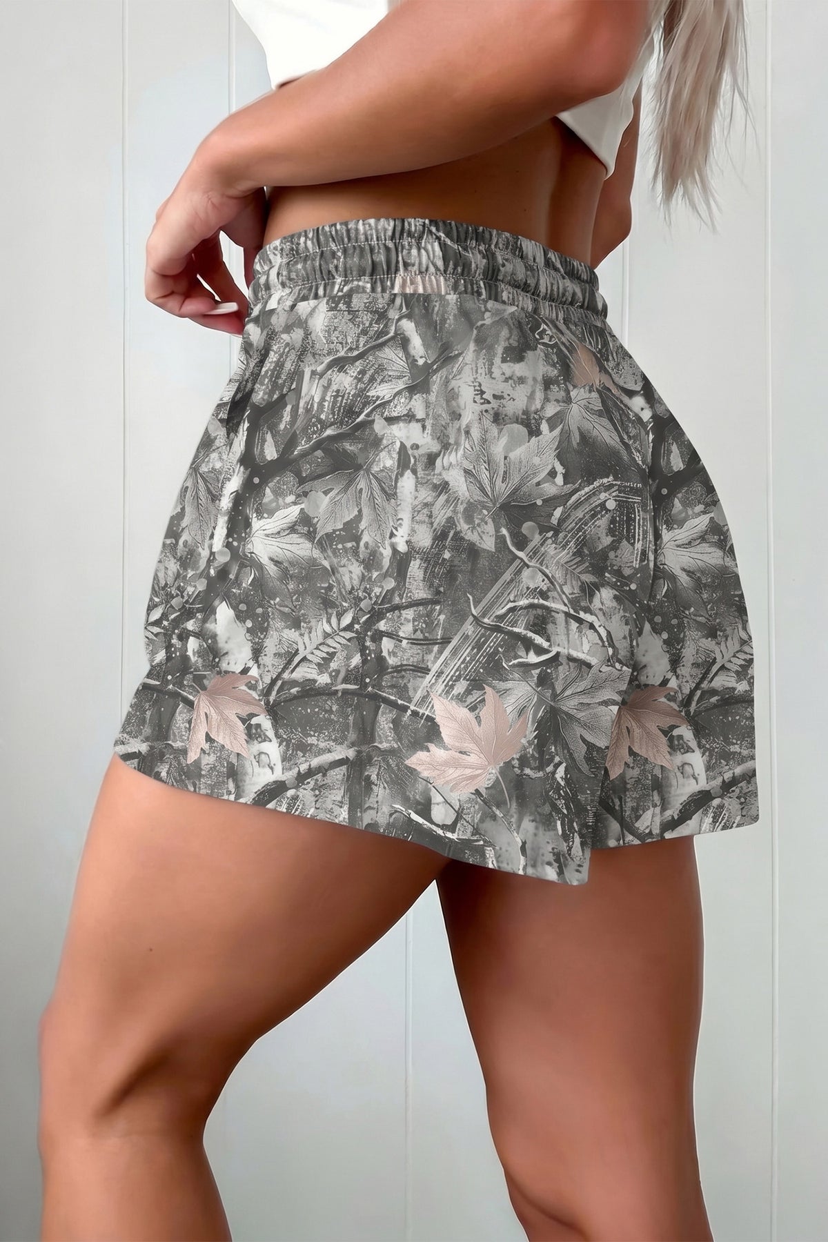 Gray Abstract Maple Leaf Printed Tie Elastic Waist Shorts
