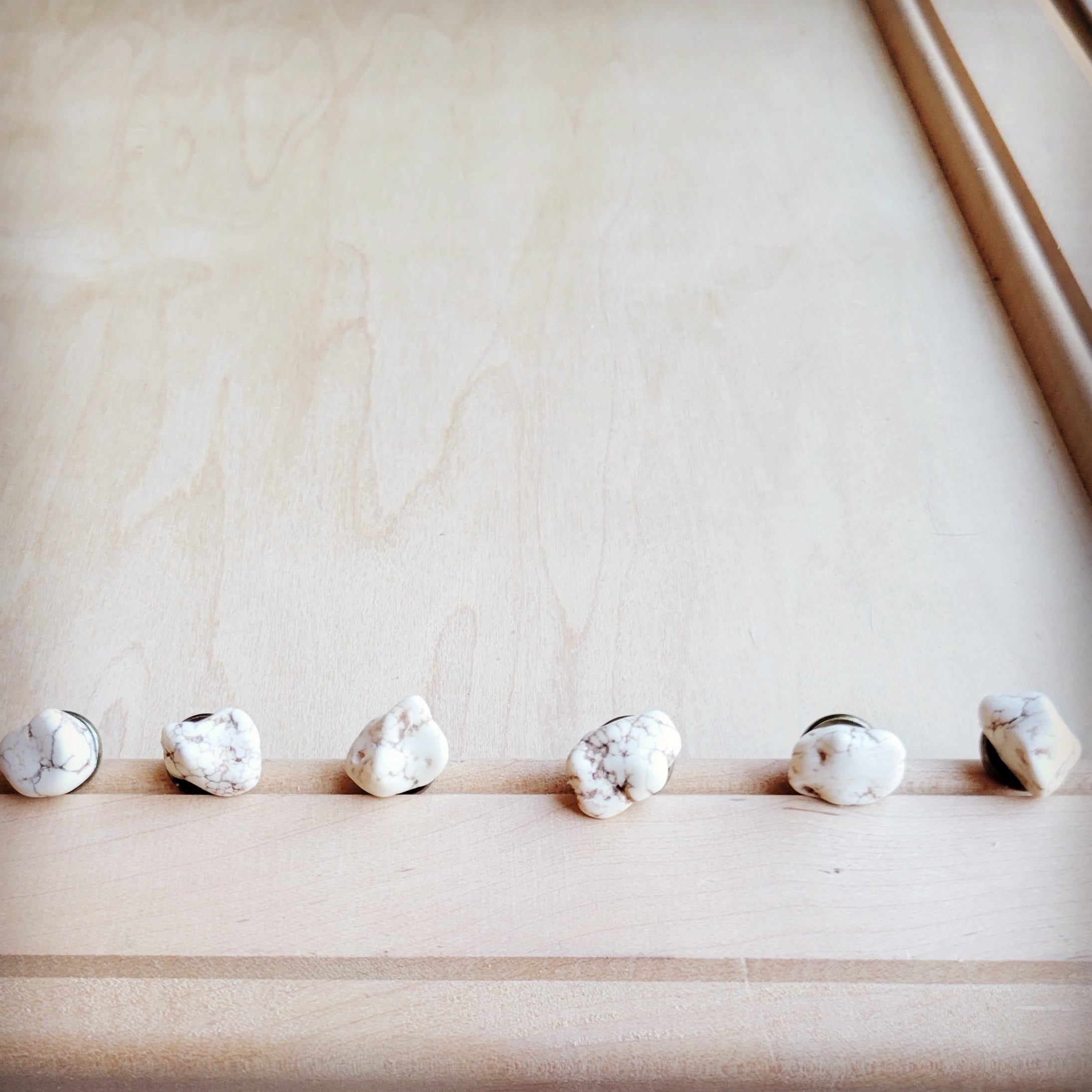 White Turquoise Stud Earrings 224k