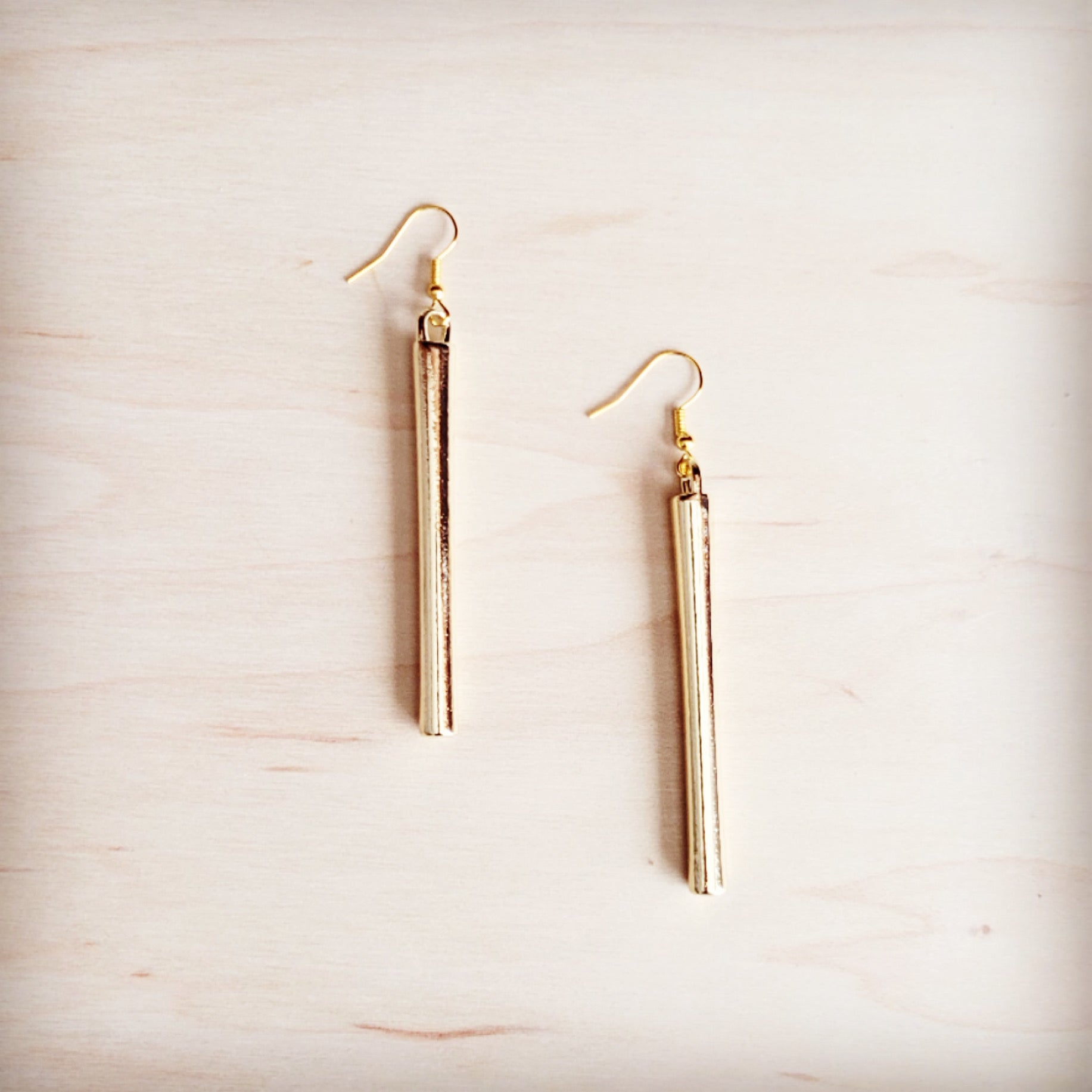 **Gold Bar Dangle Earrings  219cf
