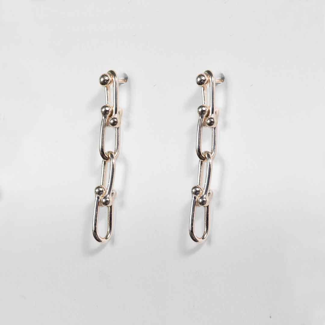 Bellamy - Horseshoe Link Earring in Silver