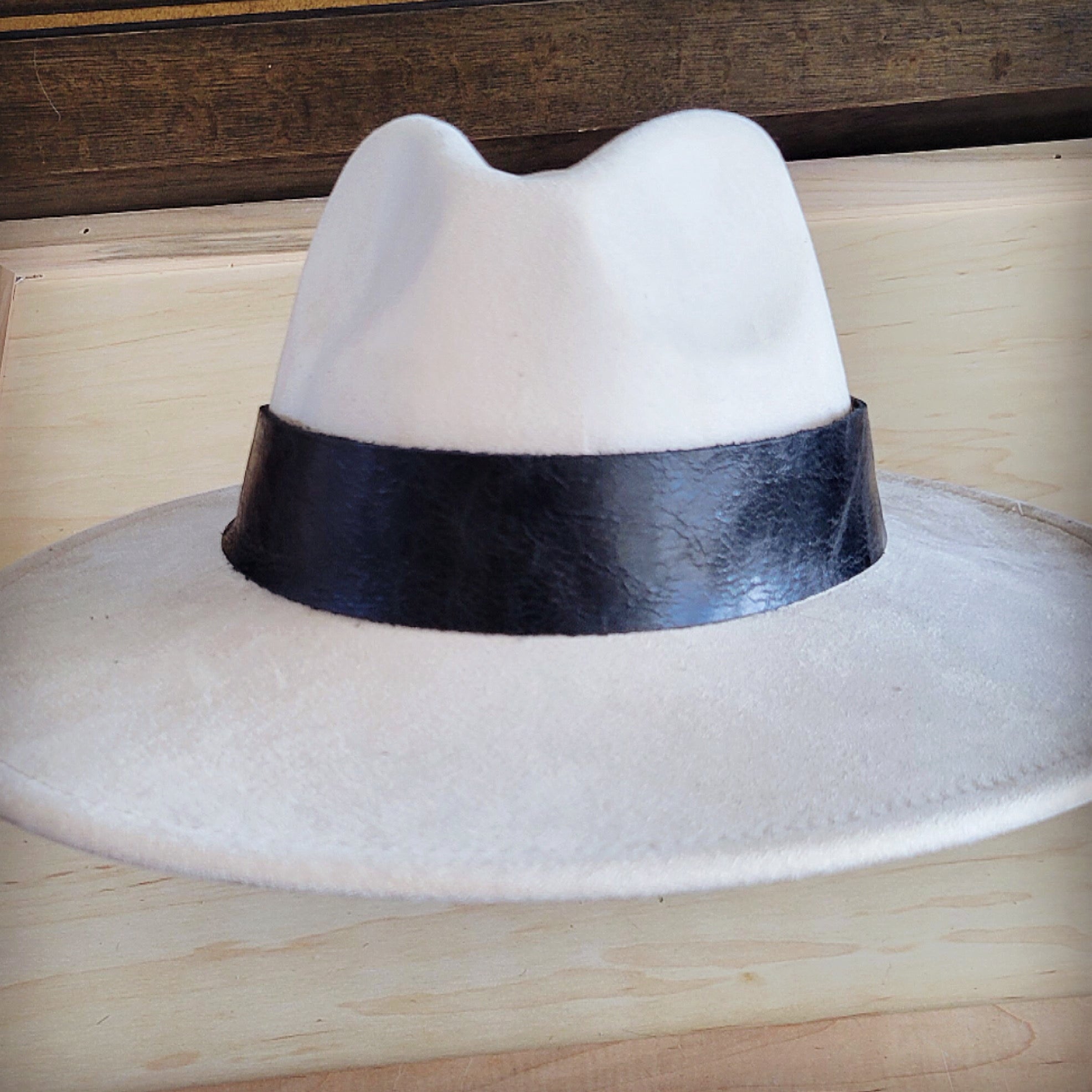 Wide Genuine Leather Black Hat Band Only 953y