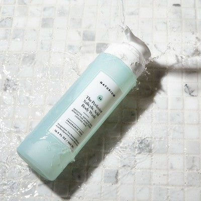 Naturium The Perfector Salicylic Acid Skin Smoothing Body Wash 16.9 fl oz - Imperfect Container