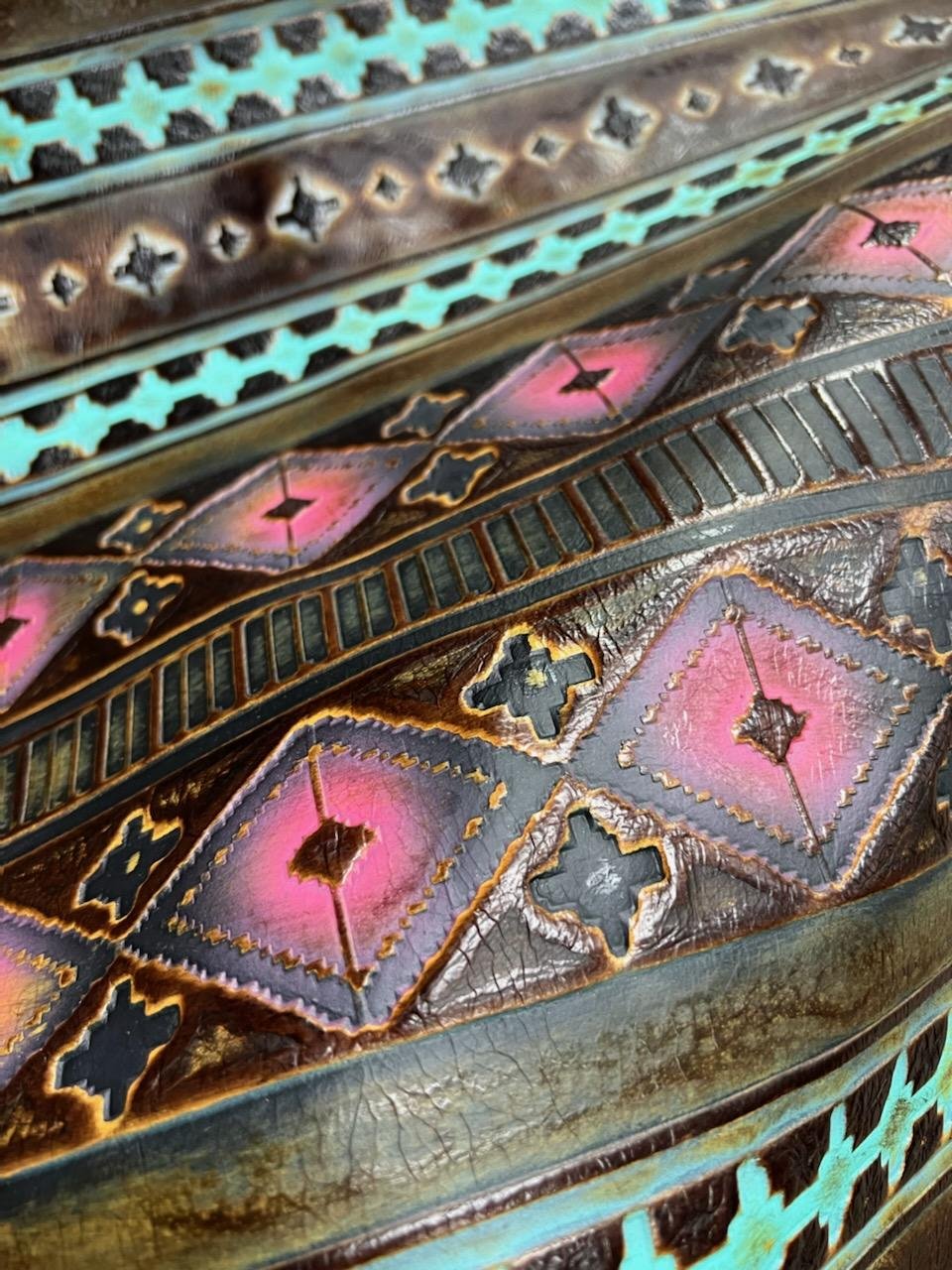 **Rope Edge Magenta Navajo Leather Belt Buckle 907L