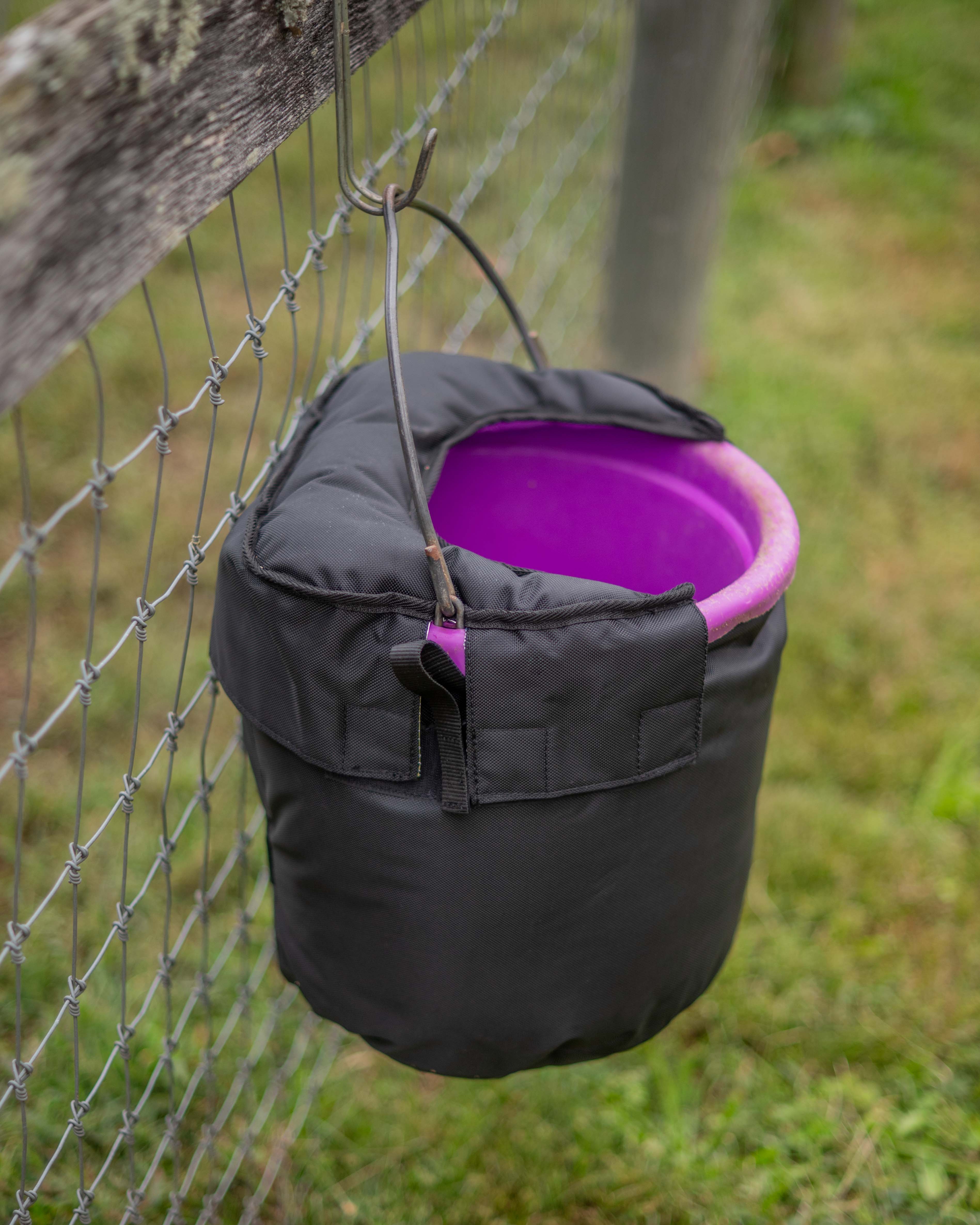 AJ Tack Insulated Water Bucket Cover - 5 Gallon