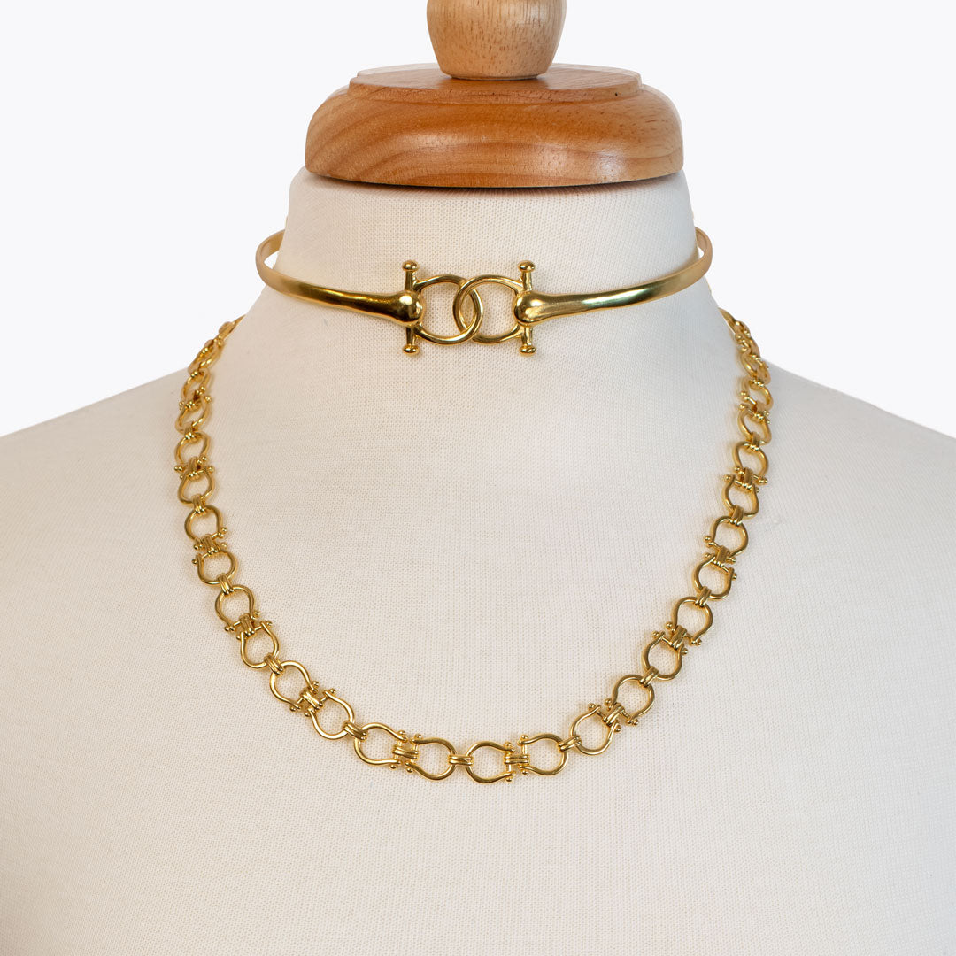 Chapelle - Horseshoe Link Equestrian Necklace in Gold