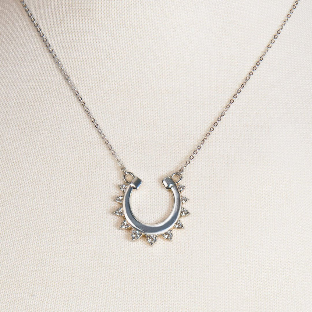 Anola - Diamond Cut Horseshoe Necklace in Silver
