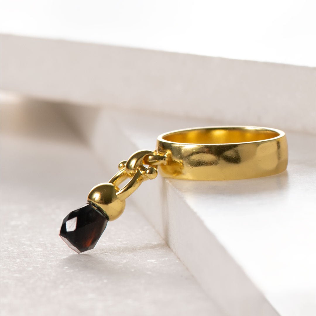 Brioette - Black Onyx Horse Bit Earring Equestrian in Gold