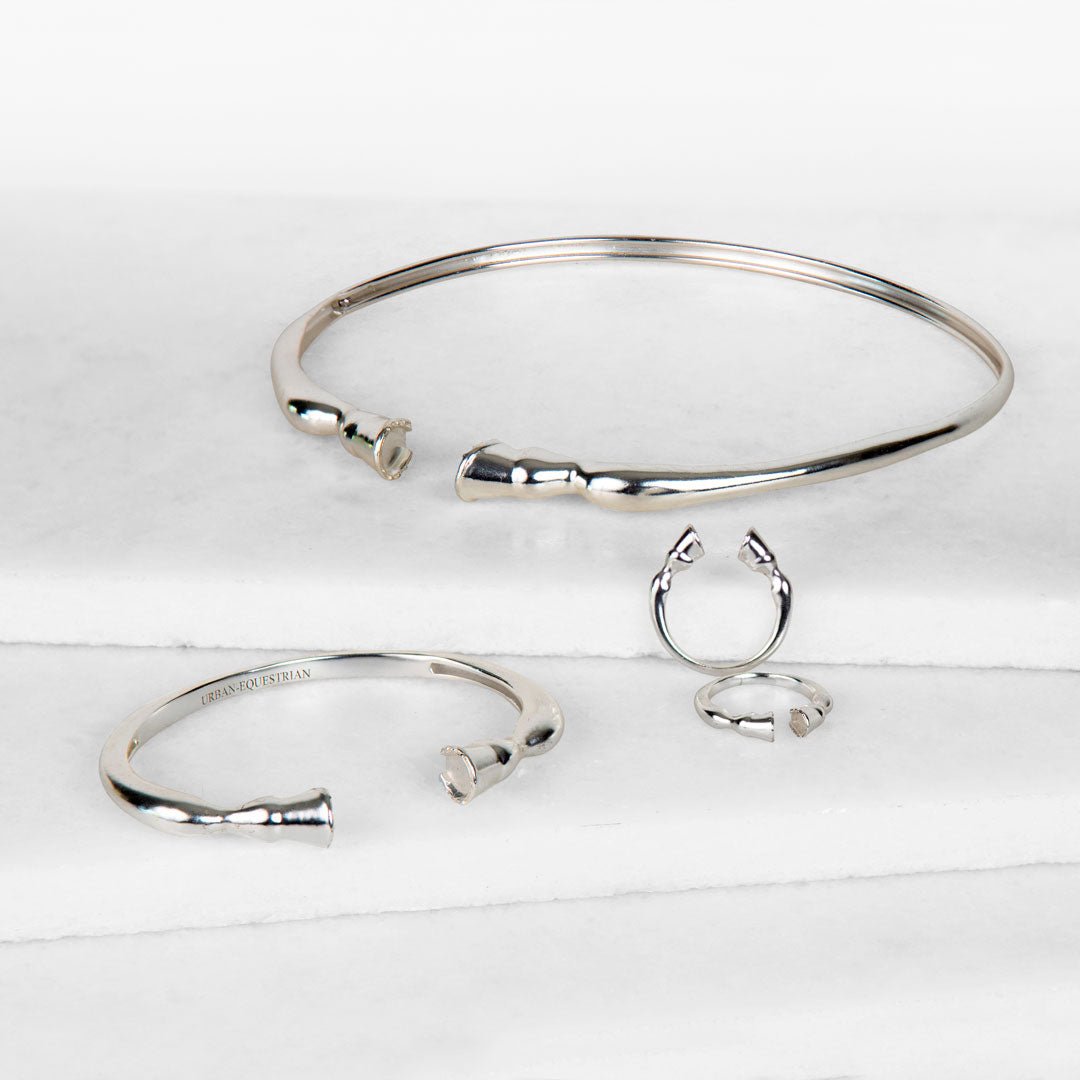Cavallo - Horse Hoof Neck Cuff in Silver