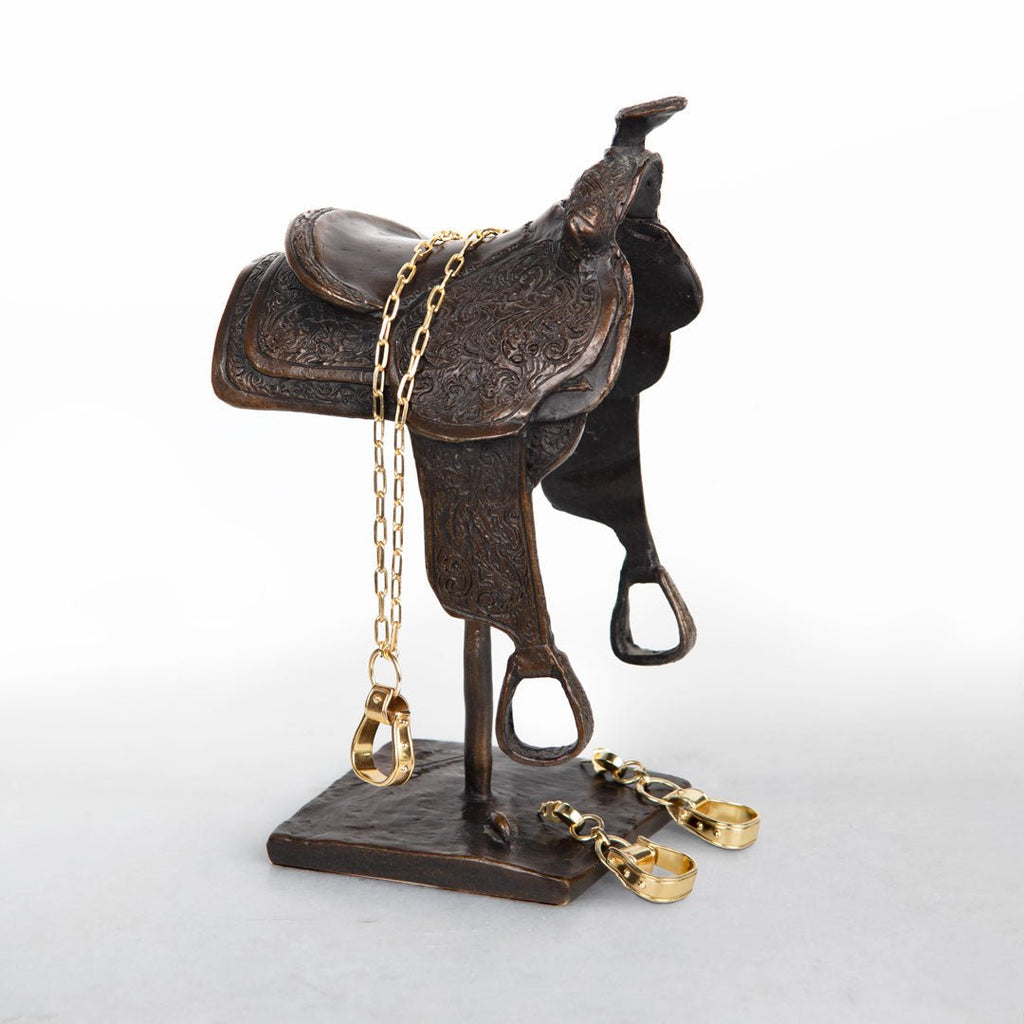 Cheyenne - Single Western Stirrup Necklace in Gold