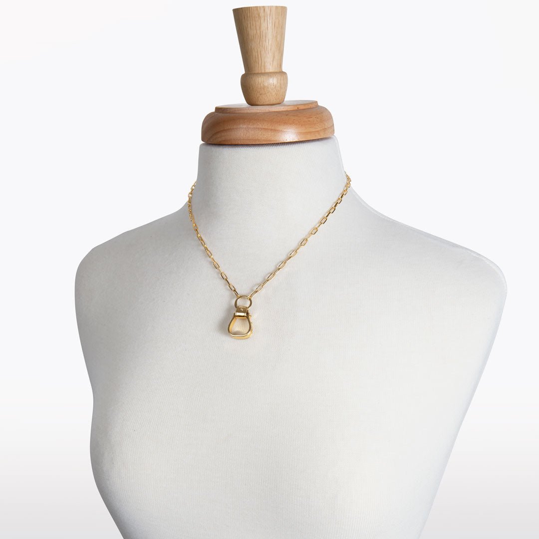 Cheyenne - Single Western Stirrup Necklace in Gold