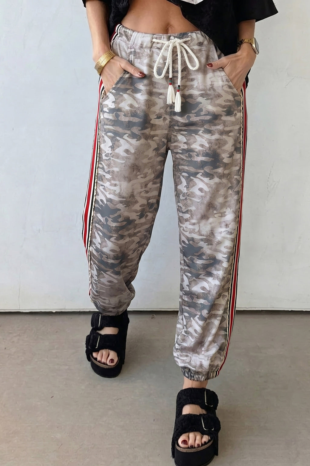 Green Camouflage Print Striped Side Panel Patchwork Drawstring Pants