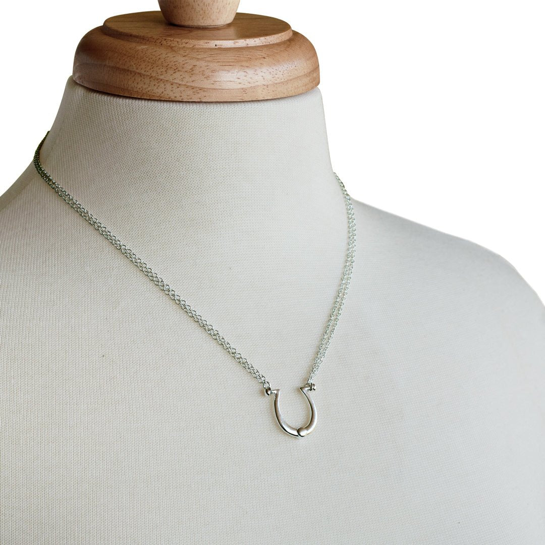 Omega - Equestrian Horseshoe Necklace in Silver